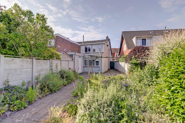 Foto 2 van Eerste Zeine 72