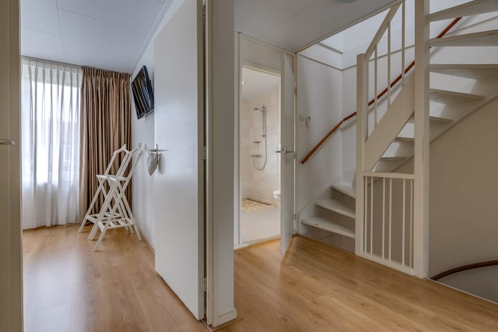 Foto 14 van Altenalaan 15