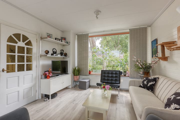 Photo 6 of Julianapark 3