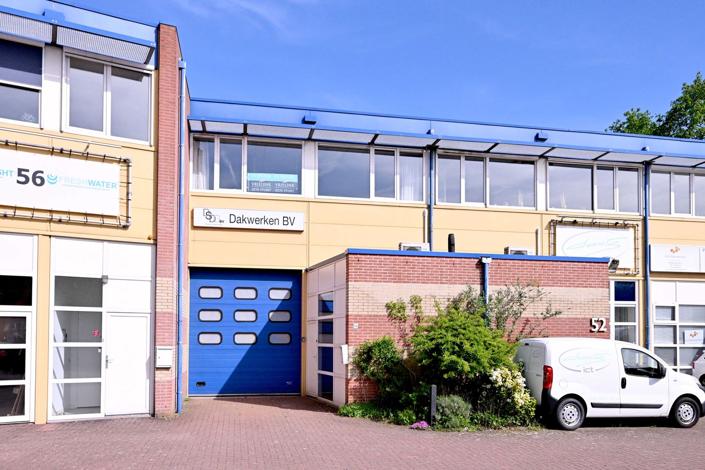 Bekijk foto 1 van Maagdenburgstraat 54