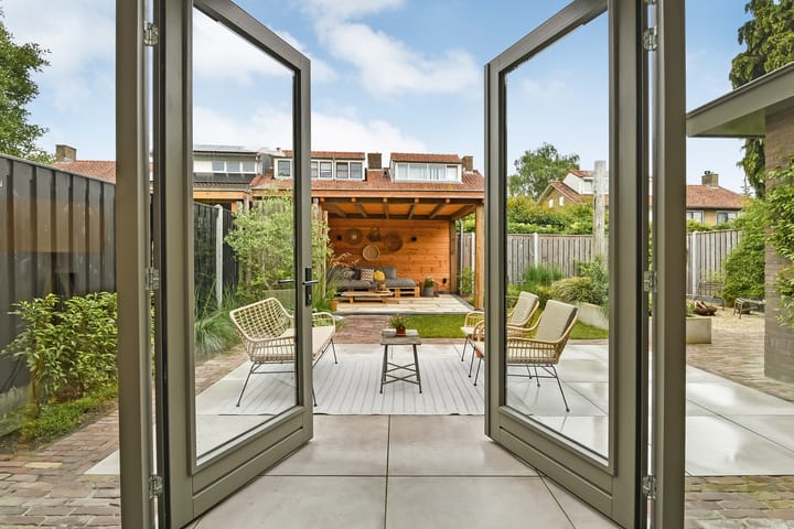 Foto 19 van Johan de Wittstraat 17