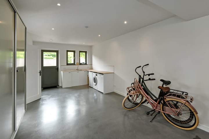 Foto 23 van Johan de Wittstraat 17