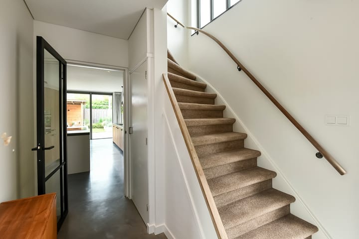 Foto 25 van Johan de Wittstraat 17