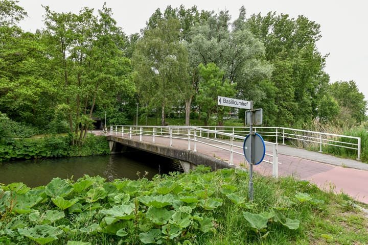 Foto 35 van Basilicumhof 48