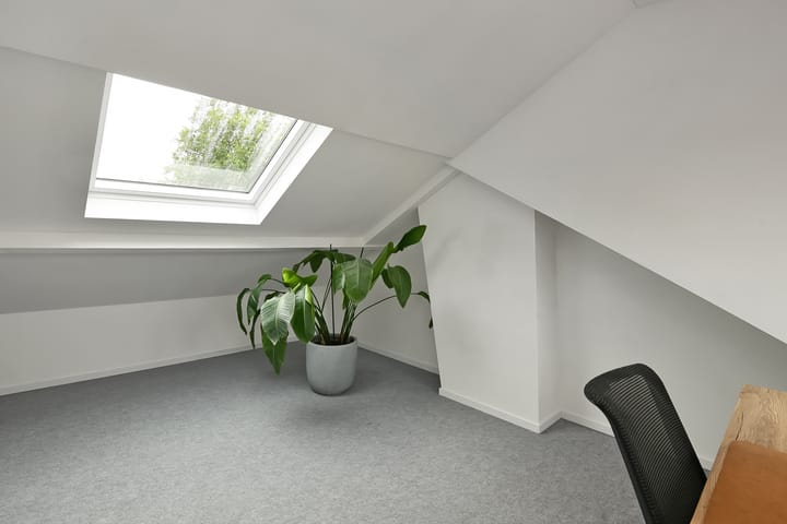 Foto 44 van Johan de Wittstraat 17