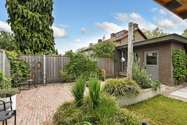 Foto 52 van Johan de Wittstraat 17