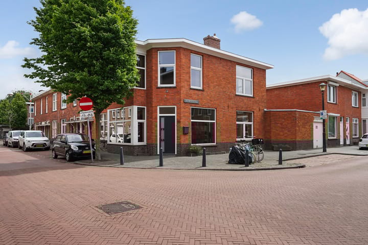 Photo 1 of Bussumsestraat 96