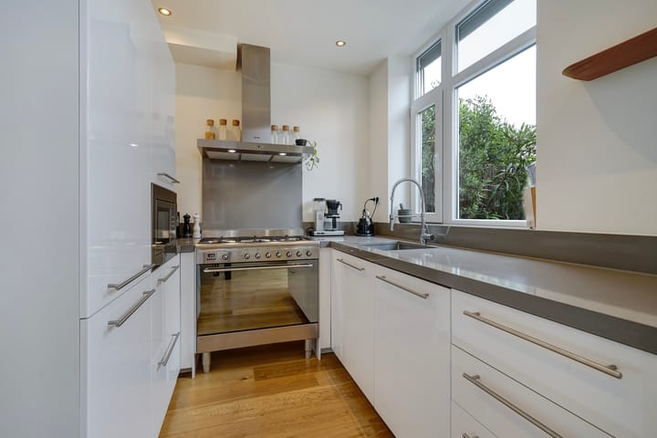 Photo 16 of Bussumsestraat 96