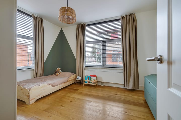 Photo 31 of Bussumsestraat 96