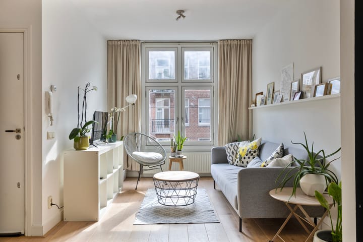 Foto 2 van Van Bossestraat 10-2