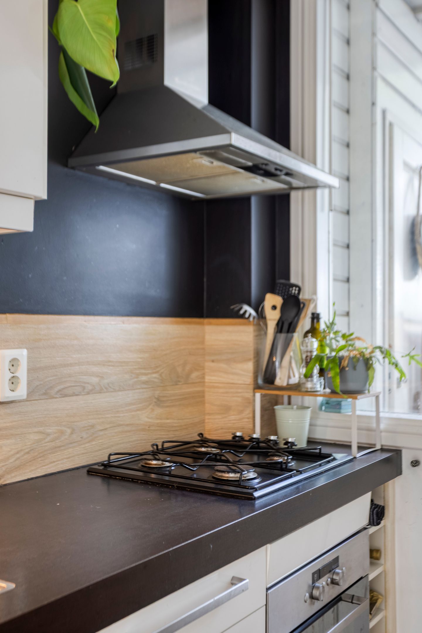 Foto 14 van Van Bossestraat 10-2