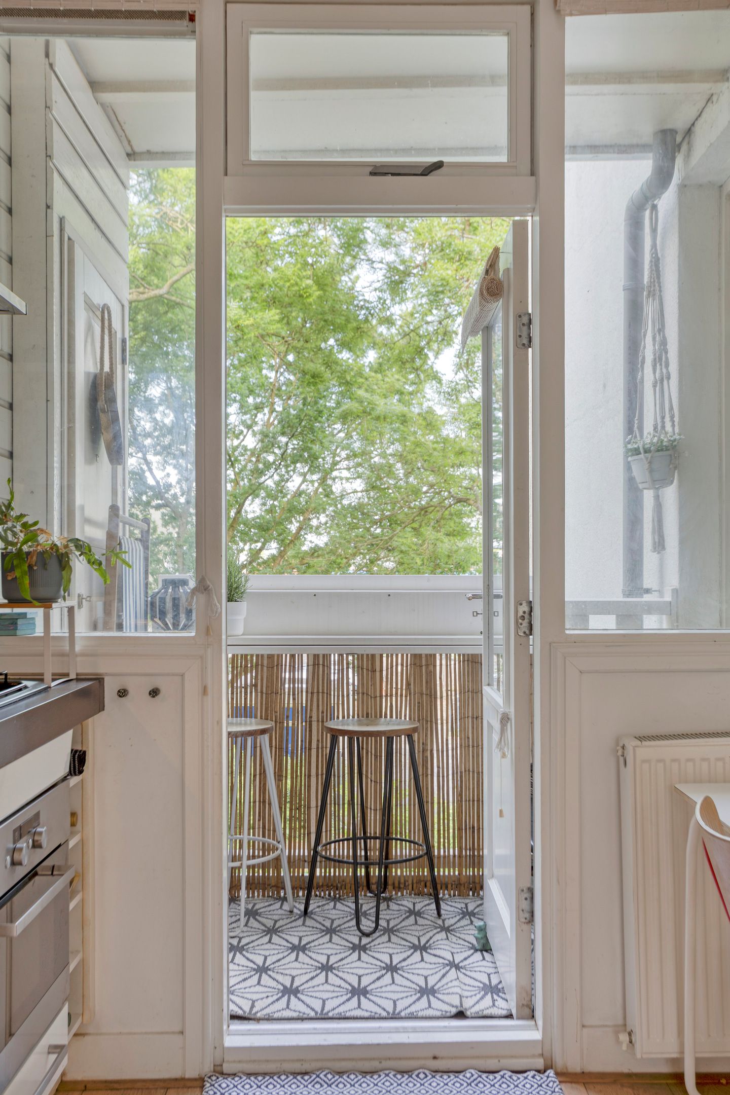 Foto 15 van Van Bossestraat 10-2