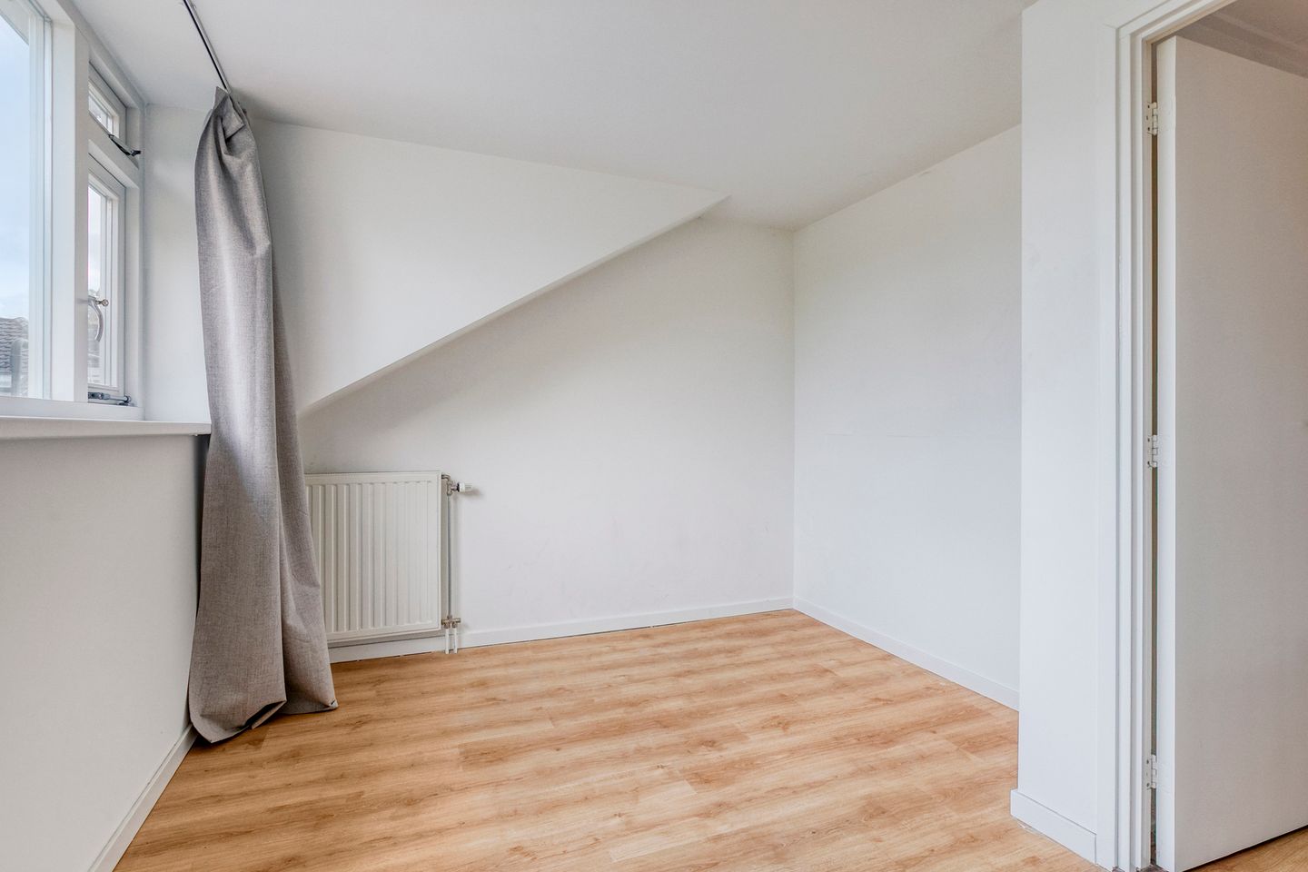 Foto 14 van Leliestraat 25