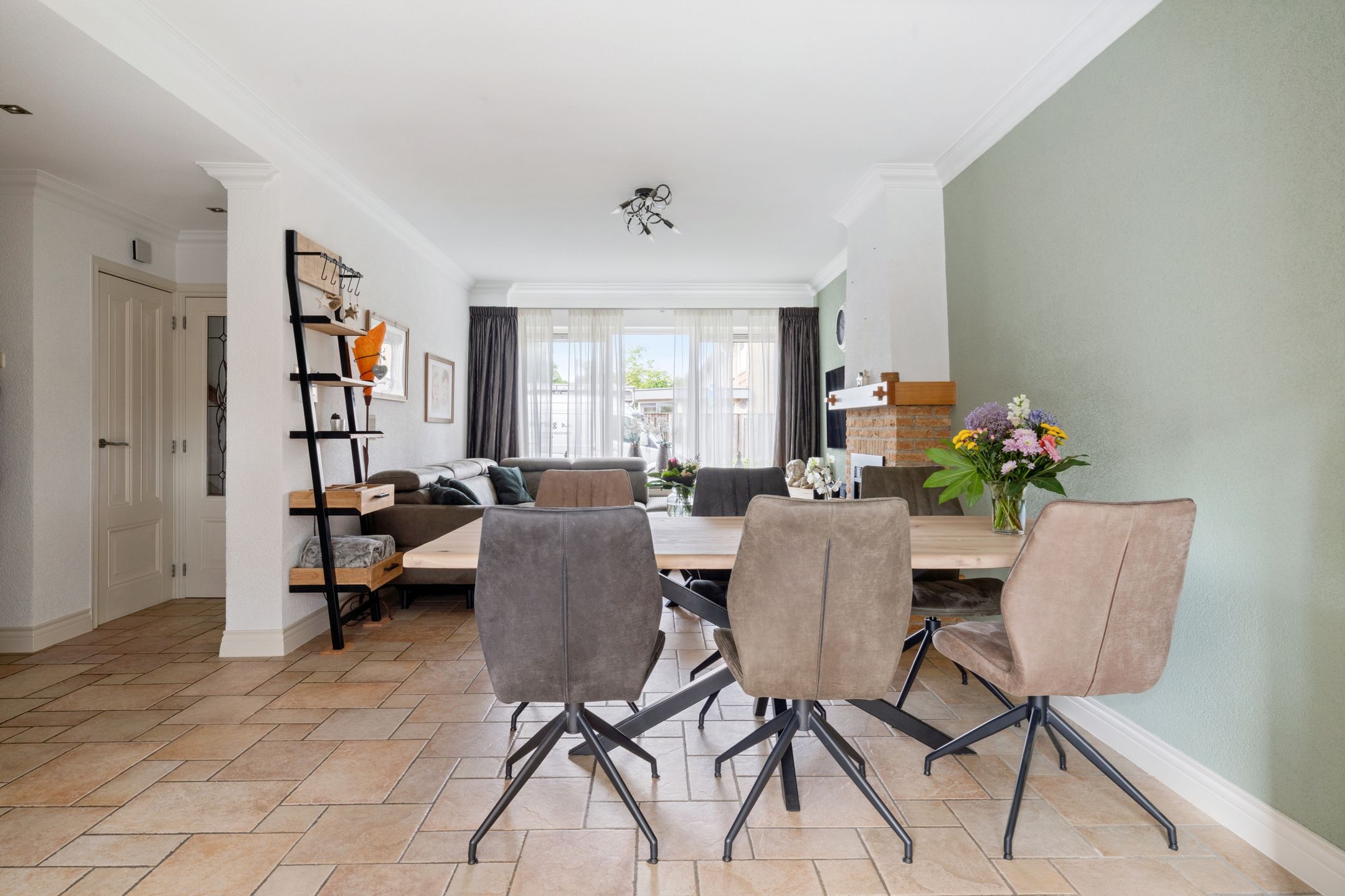 Foto 21 van Hazebroekstraat 14