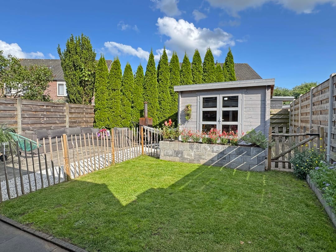 Foto 7 van Lijsterbes 2