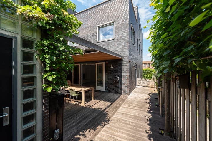 Foto 27 van Johannes Blaeustraat 5