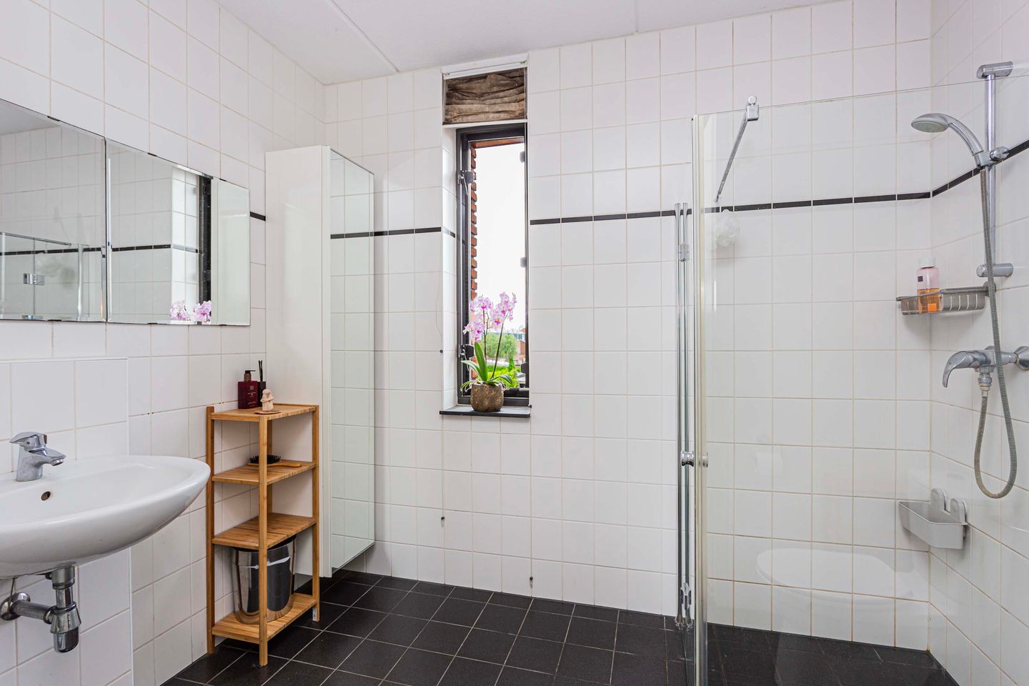 Photo 20 of Krophollerstraat 10