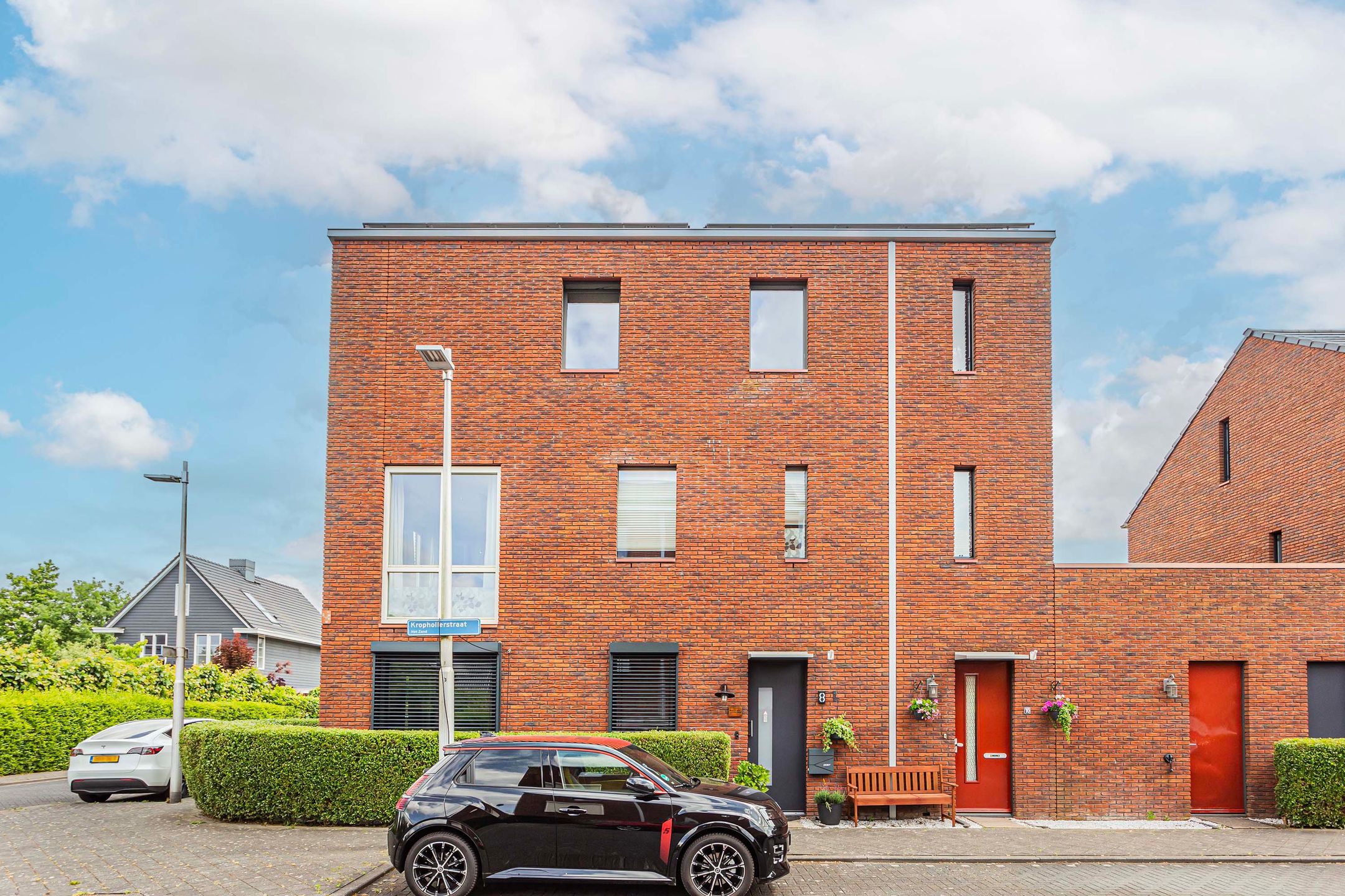 Photo 33 of Krophollerstraat 10