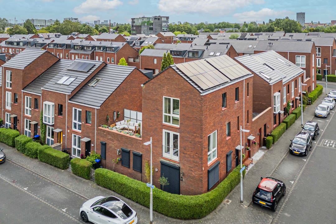 Photo 38 of Krophollerstraat 10