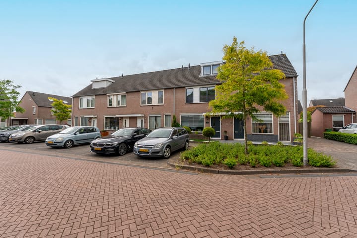 Foto 36 van Burgemeester van Heesbeenstraat 7