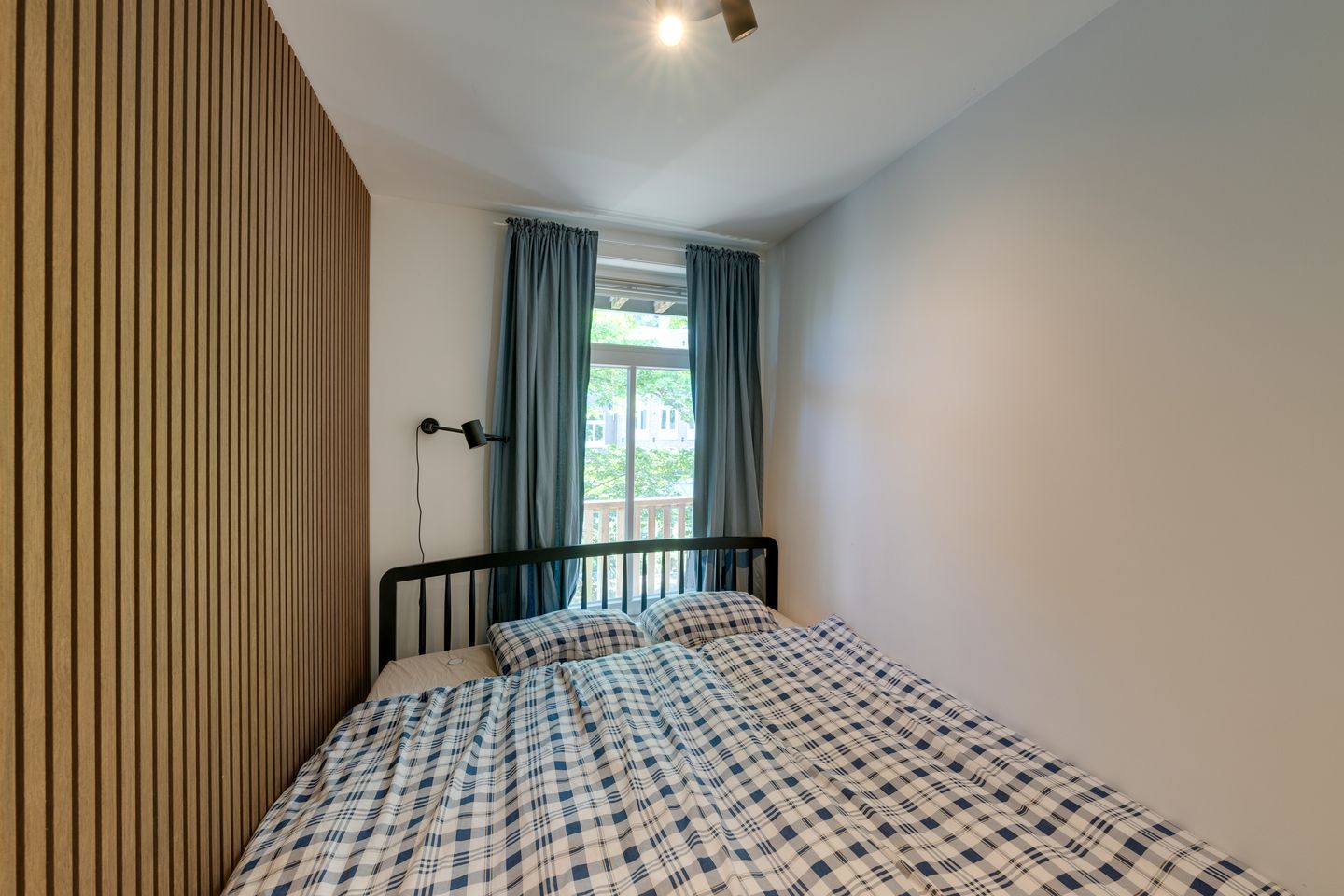 Foto 19 van Van Oldenbarneveldtstraat 35-2