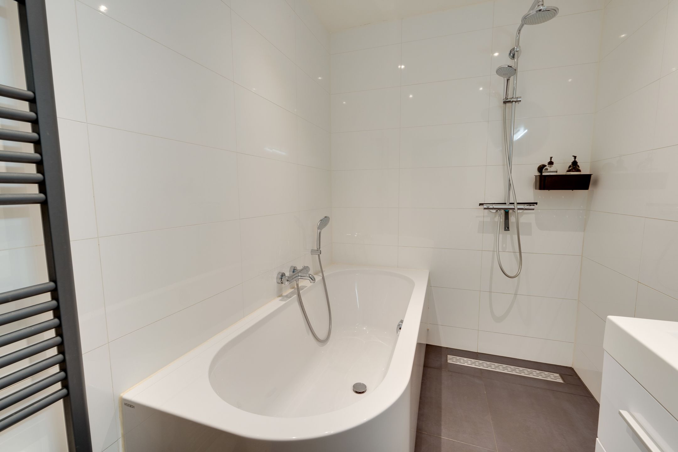 Foto 21 van Van Oldenbarneveldtstraat 35-2