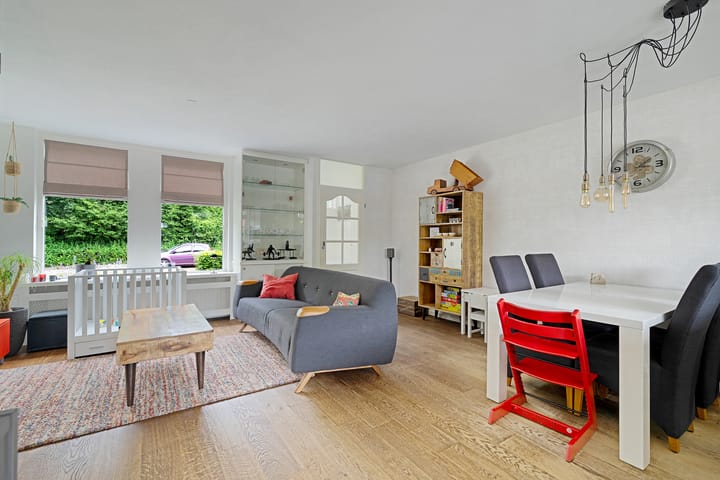 Photo 10 of Weerselosestraat 74