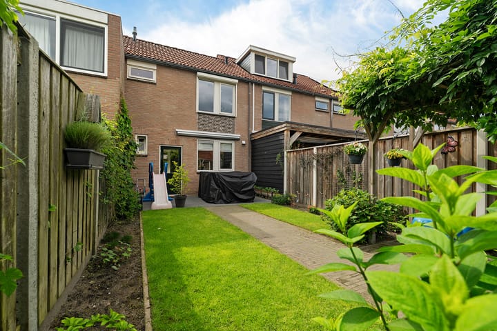 Photo 34 of Weerselosestraat 74