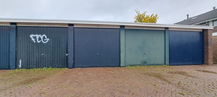 Photo 4 of Heemskerkstraat