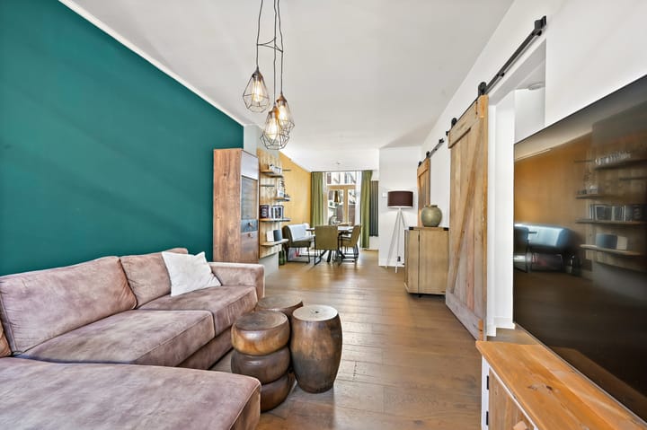 Photo 2 of Bruinbankstraat 24