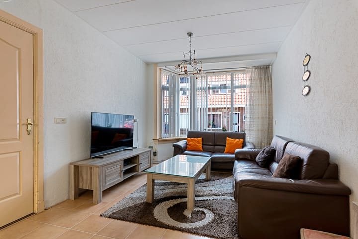 Foto 12 van Tjoenerstraat 64