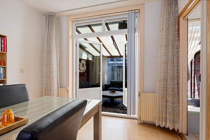 Foto 14 van Tjoenerstraat 64