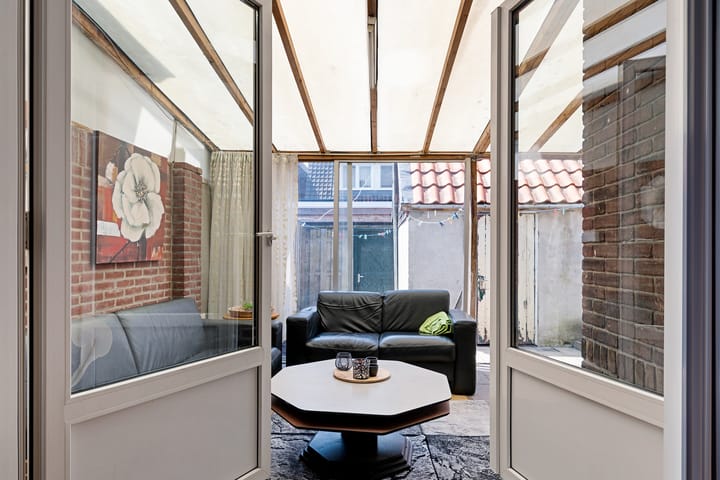 Foto 15 van Tjoenerstraat 64