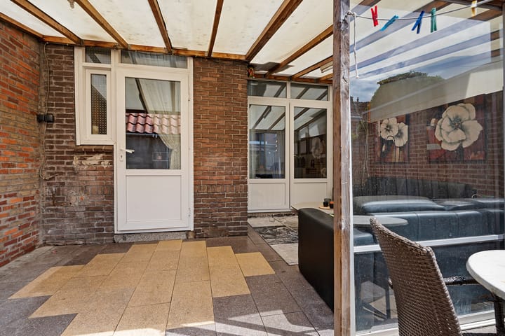 Foto 22 van Tjoenerstraat 64