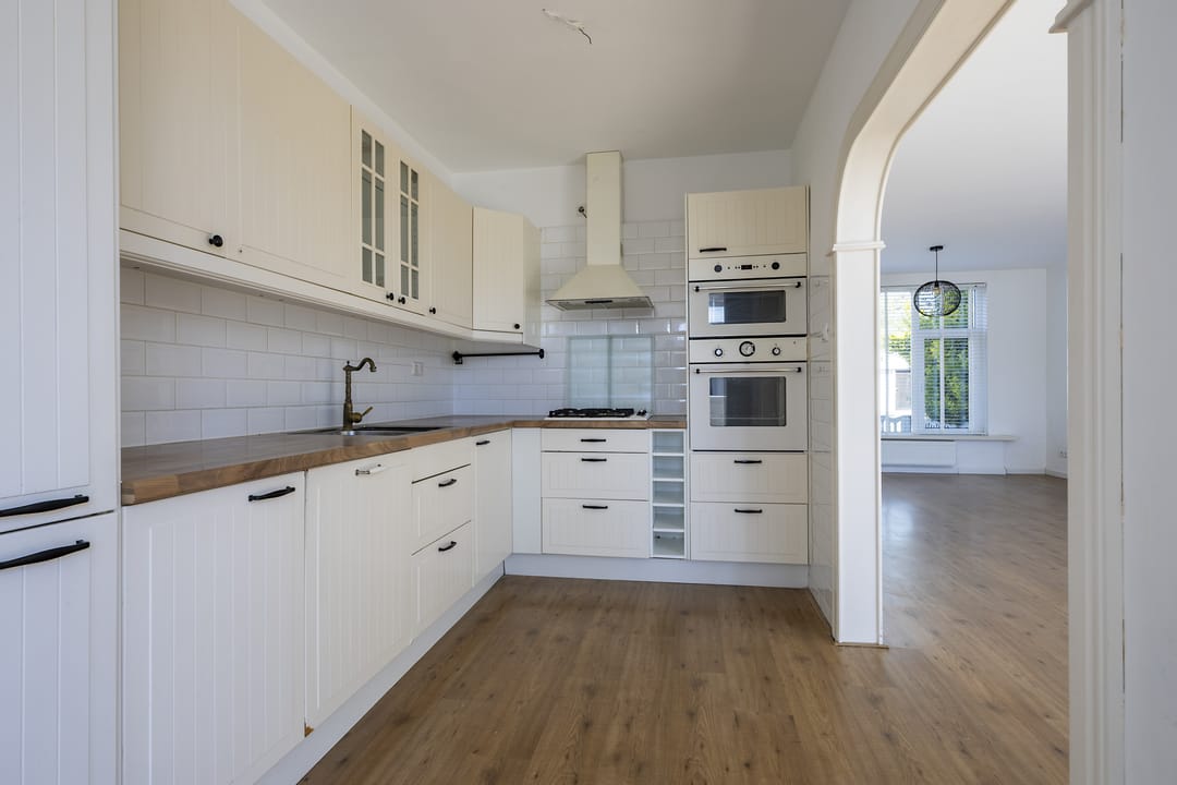 Photo 8 of Waalstraat 91-A