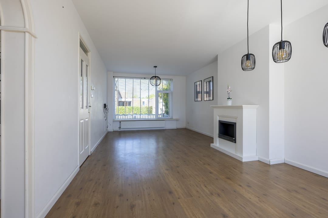 Photo 11 of Waalstraat 91-A