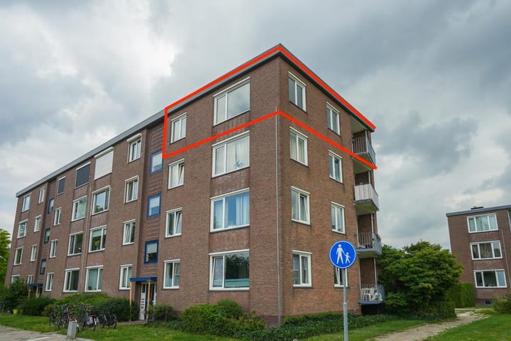 Foto 1 van Plutostraat 8