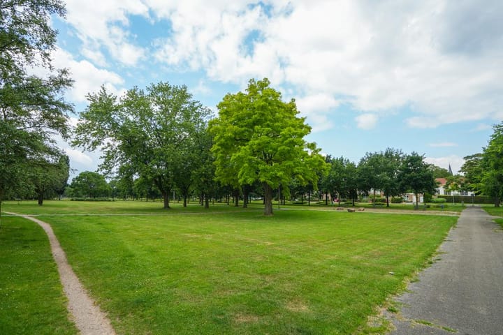 Foto 2 van Plutostraat 8