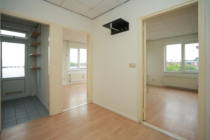 Foto 3 van Plutostraat 8