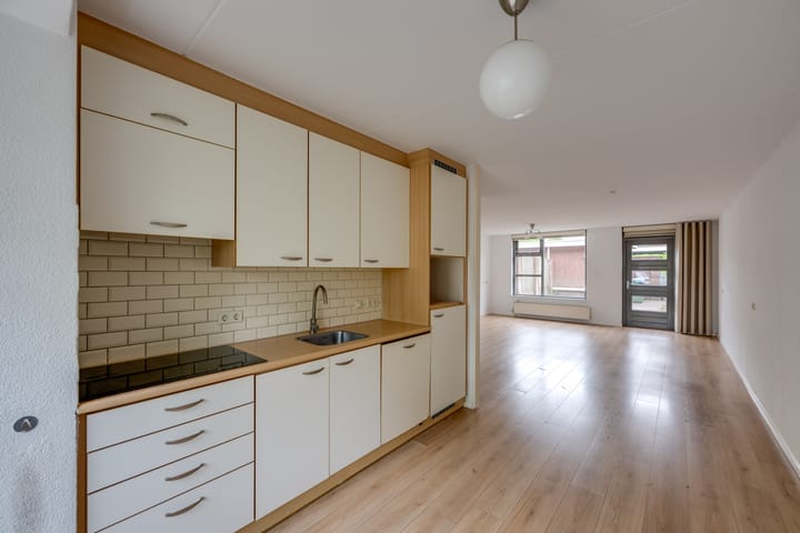 Foto 2 van Heisprong 14