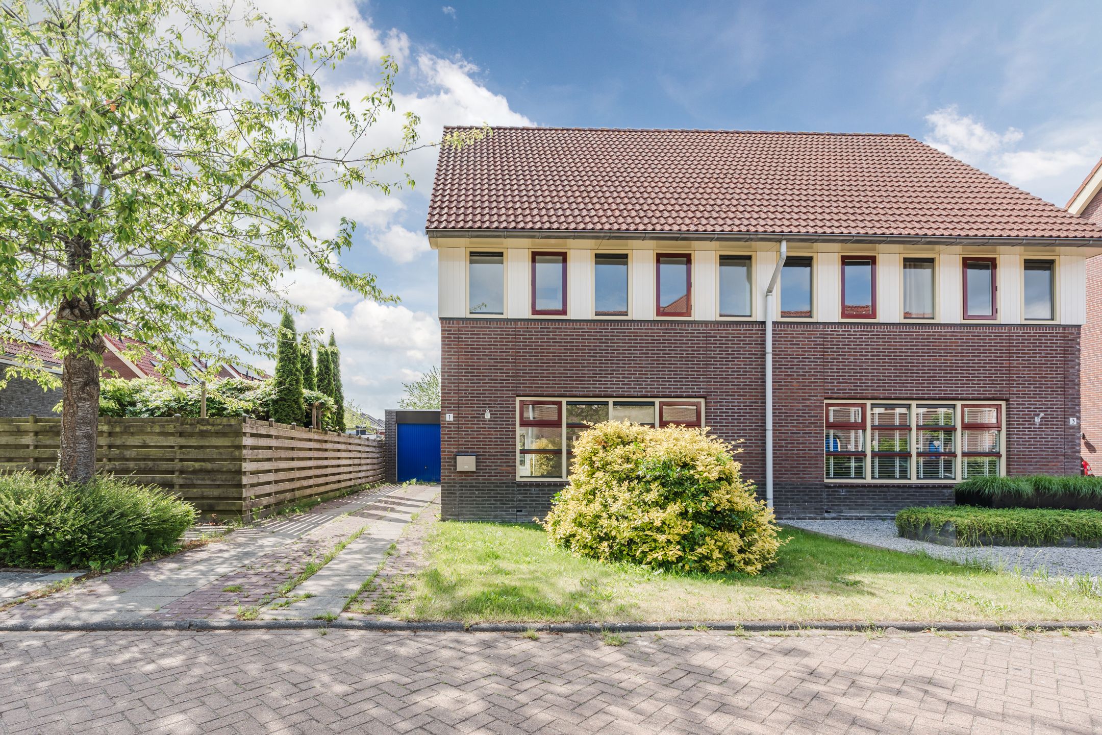 Photo 39 of Sterappel 1