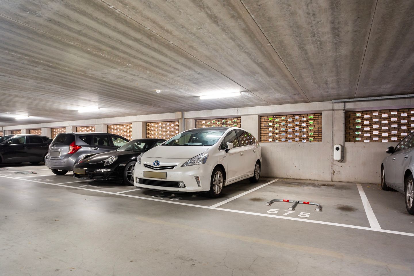 Foto 29 van Parallelweg 108