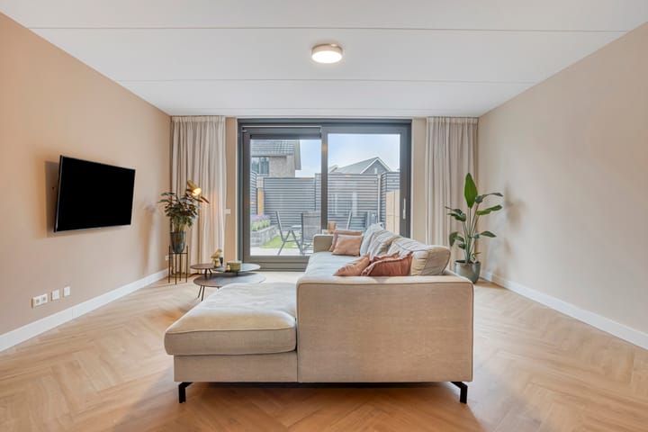 Foto 3 van Dolf Tulpstraat 8