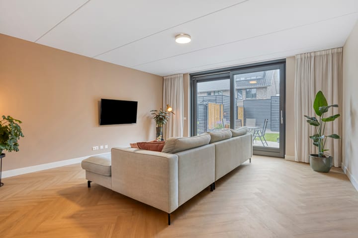 Foto 5 van Dolf Tulpstraat 8