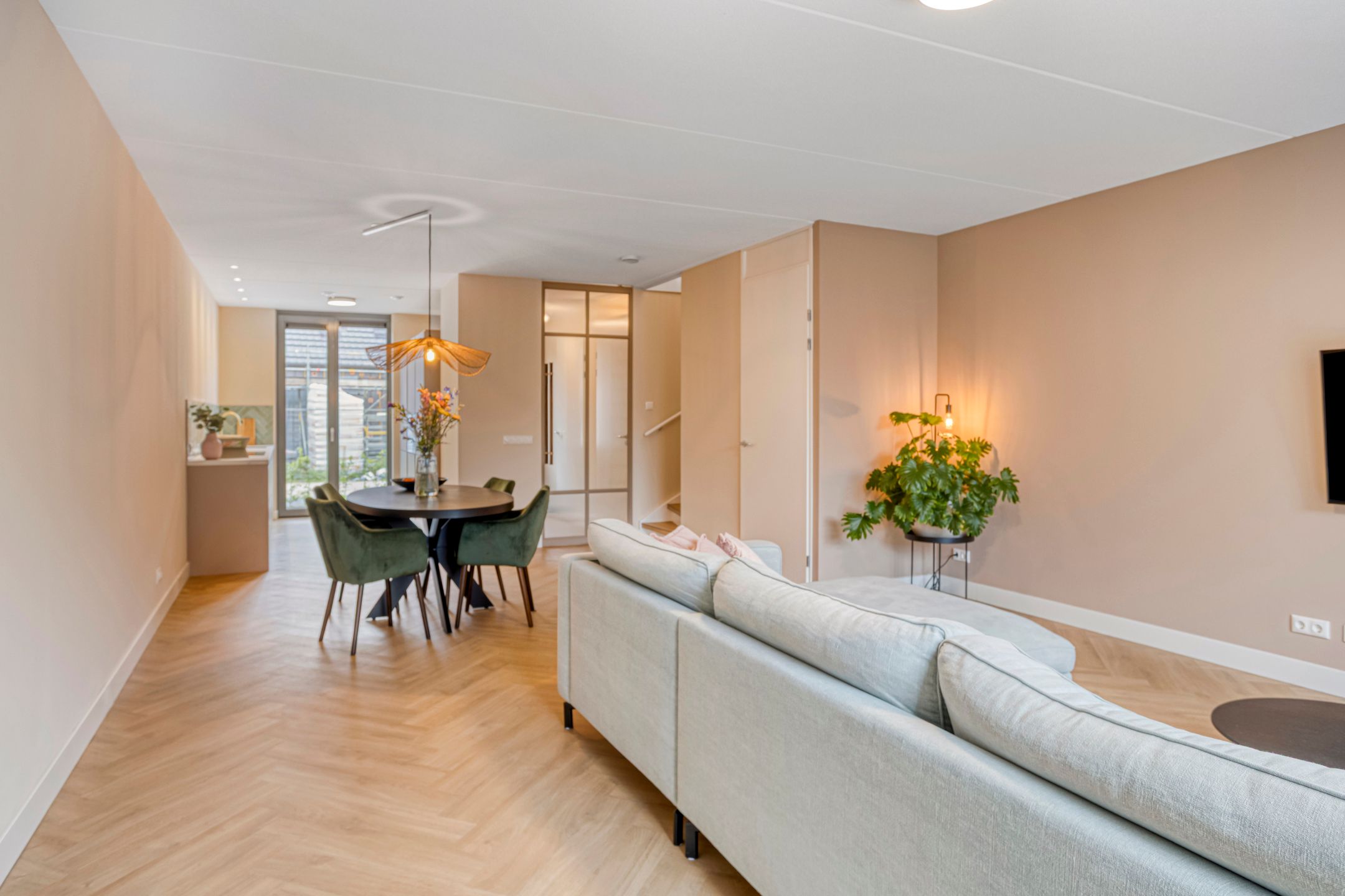 Foto 6 van Dolf Tulpstraat 8