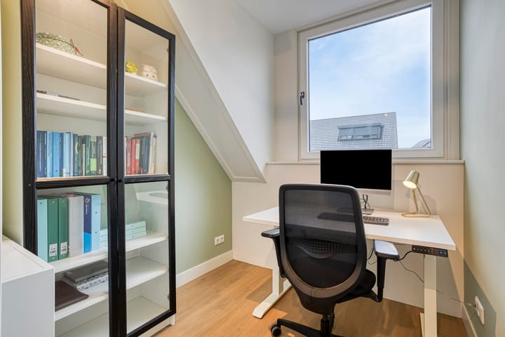 Foto 23 van Dolf Tulpstraat 8