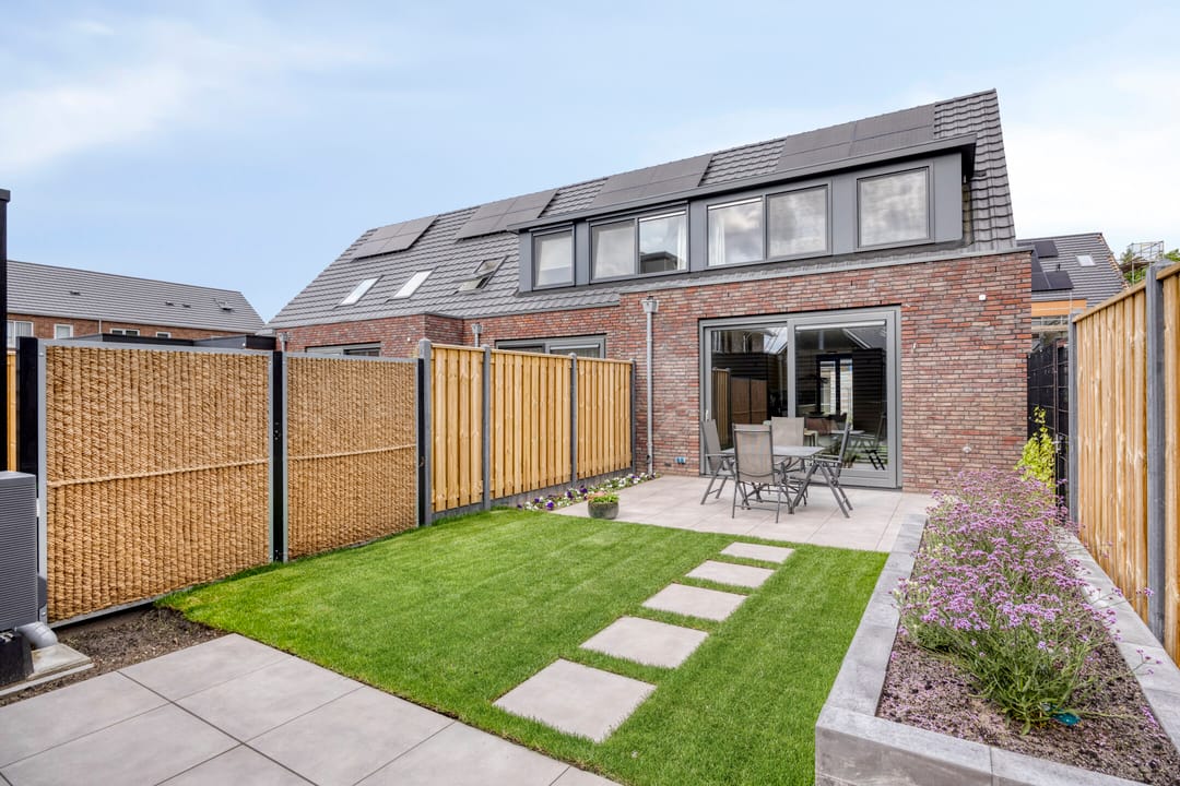 Foto 28 van Dolf Tulpstraat 8