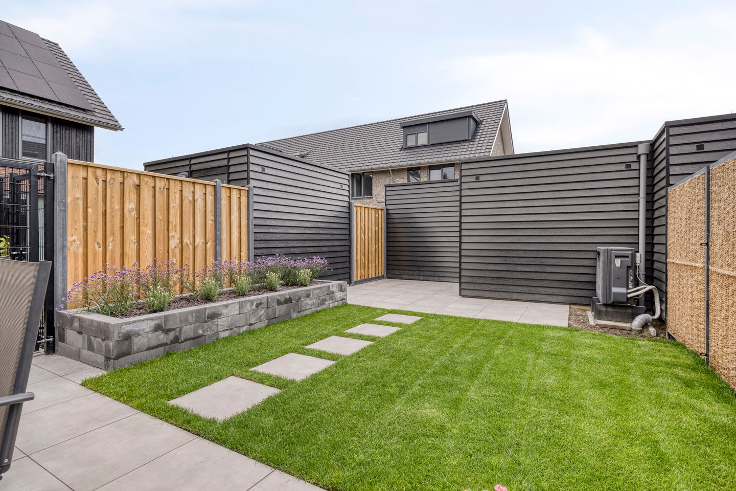 Foto 29 van Dolf Tulpstraat 8