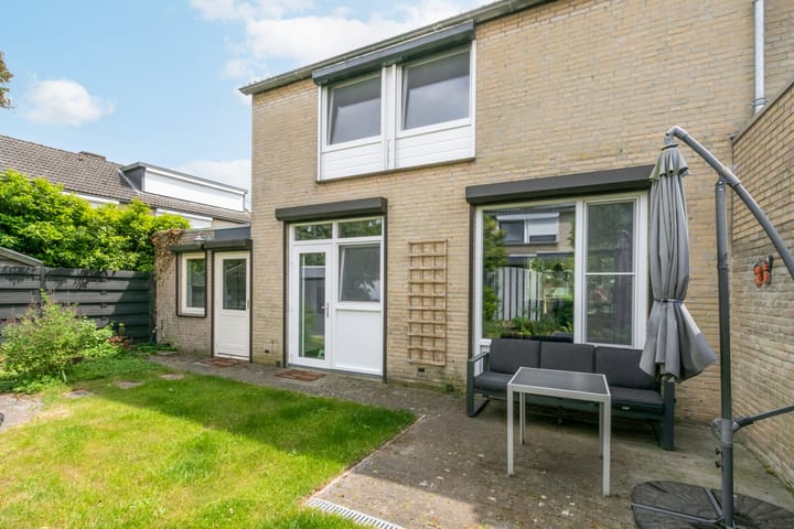 Foto 25 van Klutjesstraat 10