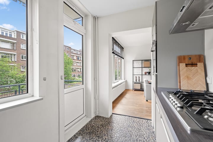 Foto 13 van Van der Meydestraat 10-B